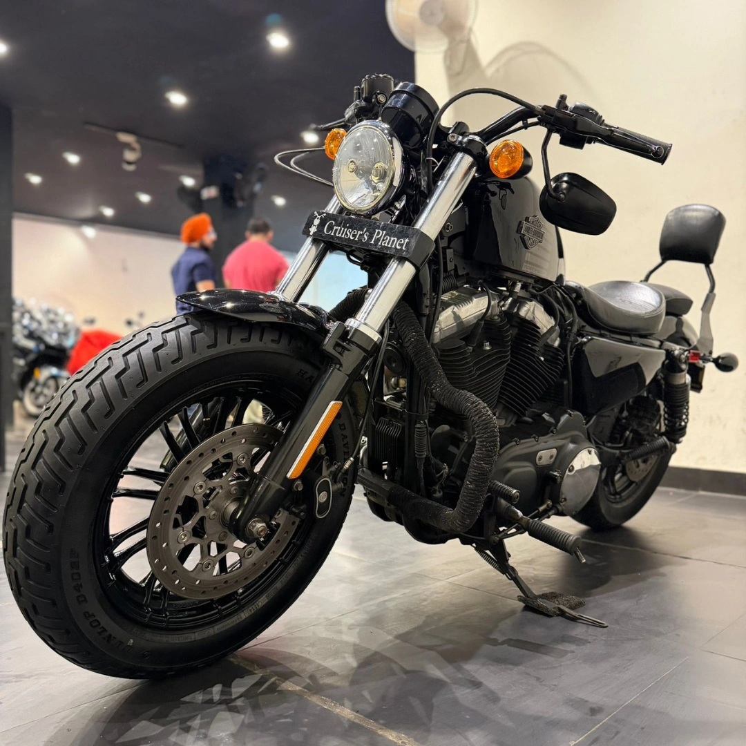 HARLEY DAVIDSON FORTY EIGHT