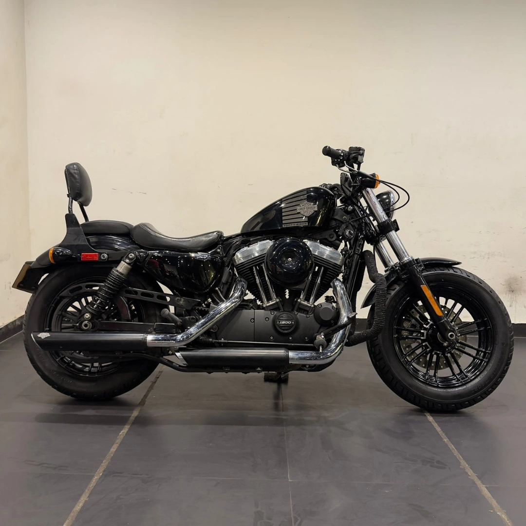 HARLEY DAVIDSON FORTY EIGHT