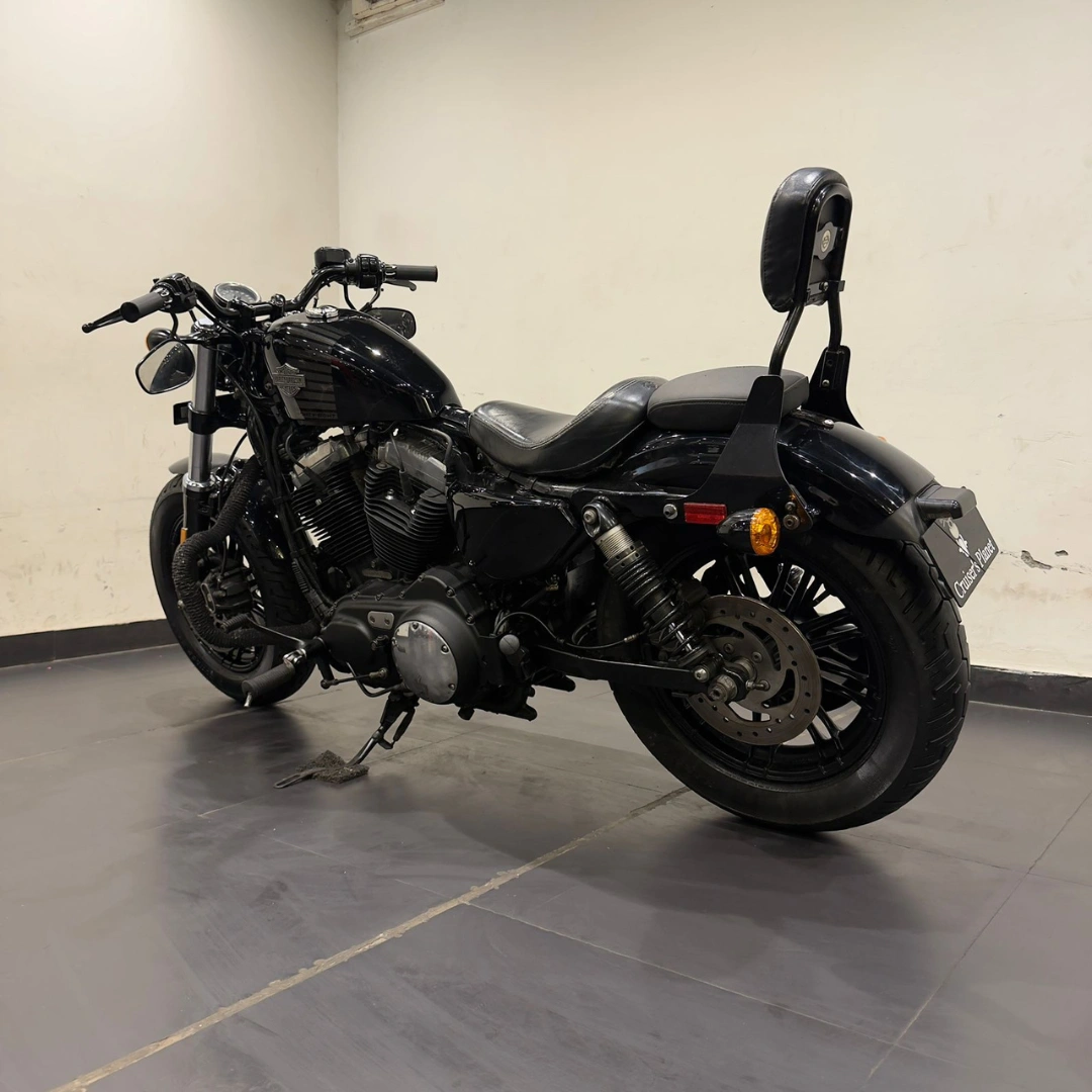 HARLEY DAVIDSON FORTY EIGHT