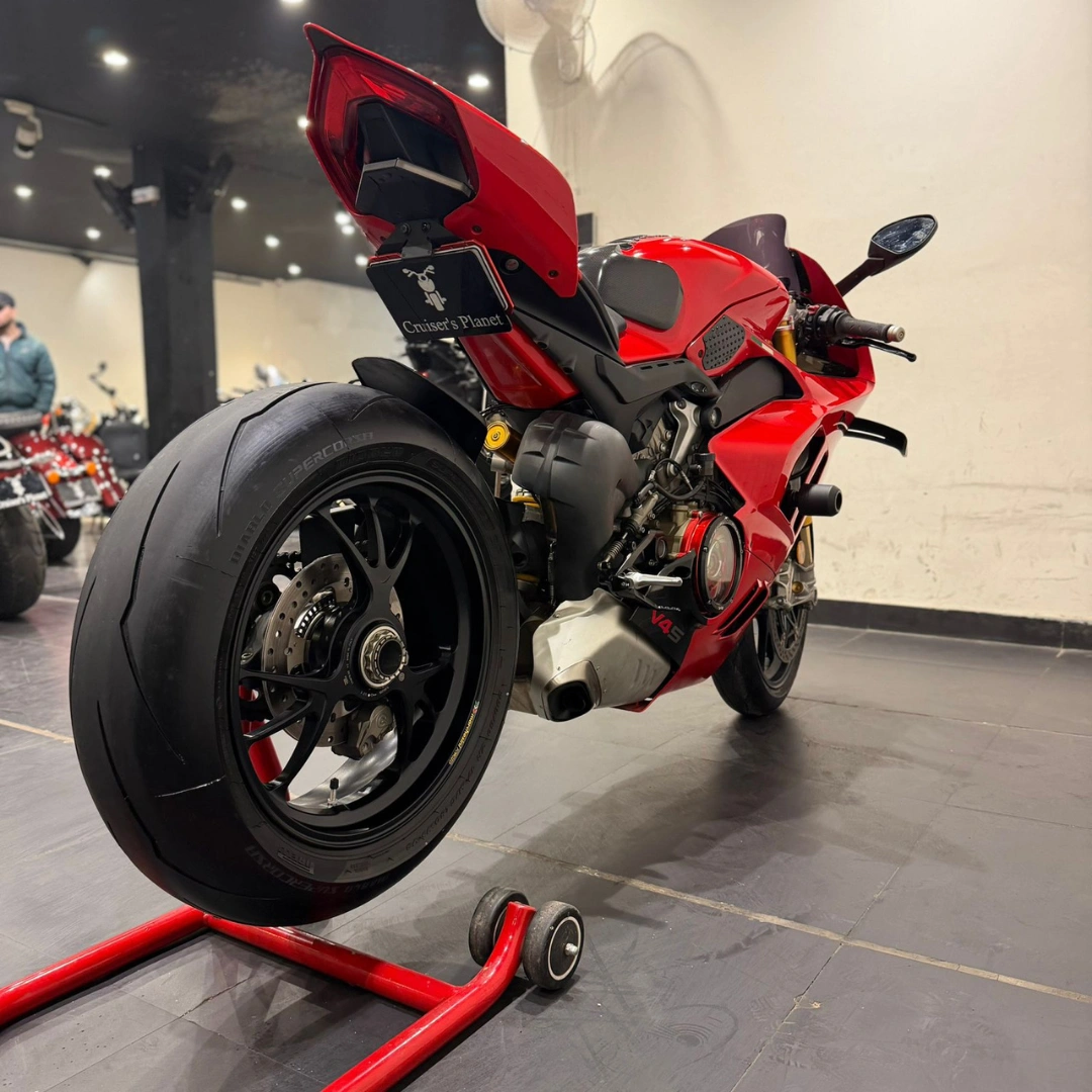 DUCATI PANIGALE V4S