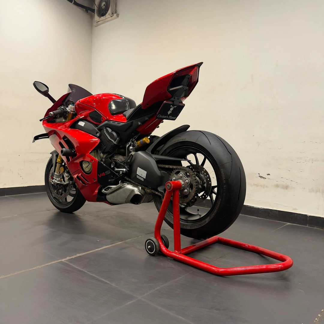 DUCATI PANIGALE V4S
