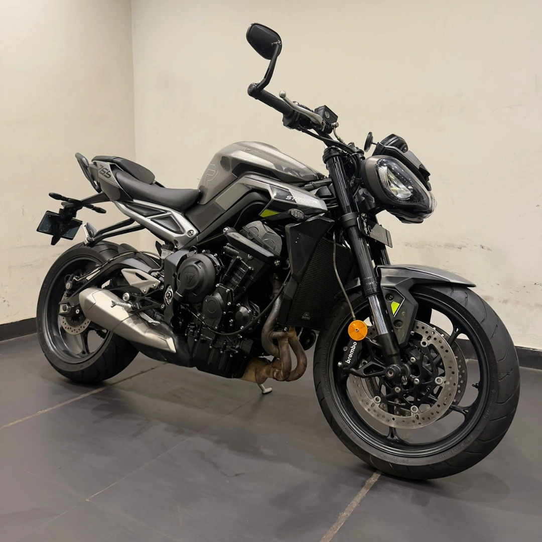 HARLEY DAVIDSON ROADSTER 1200