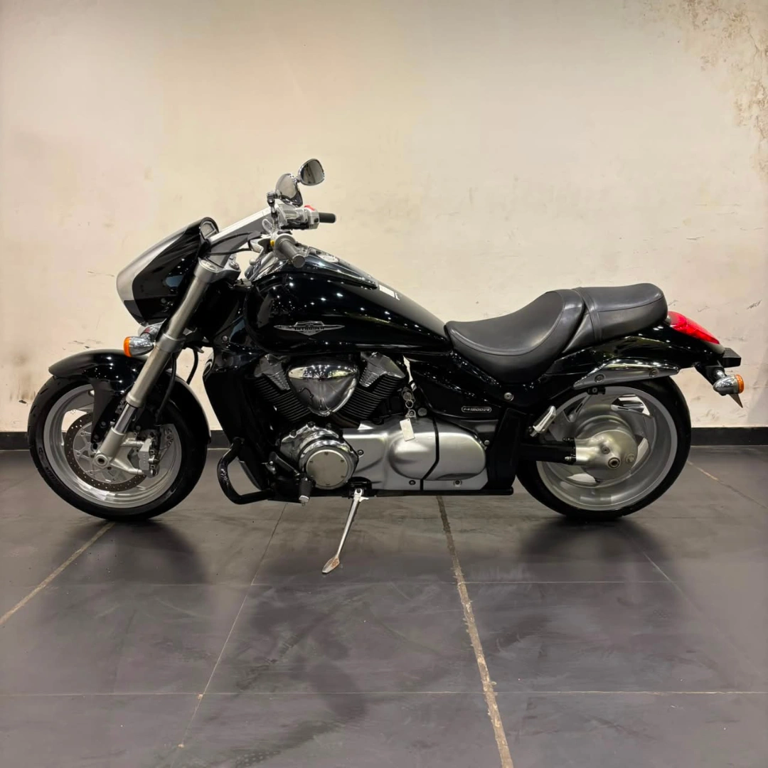 SUZUKI M1800 R INTRUDER