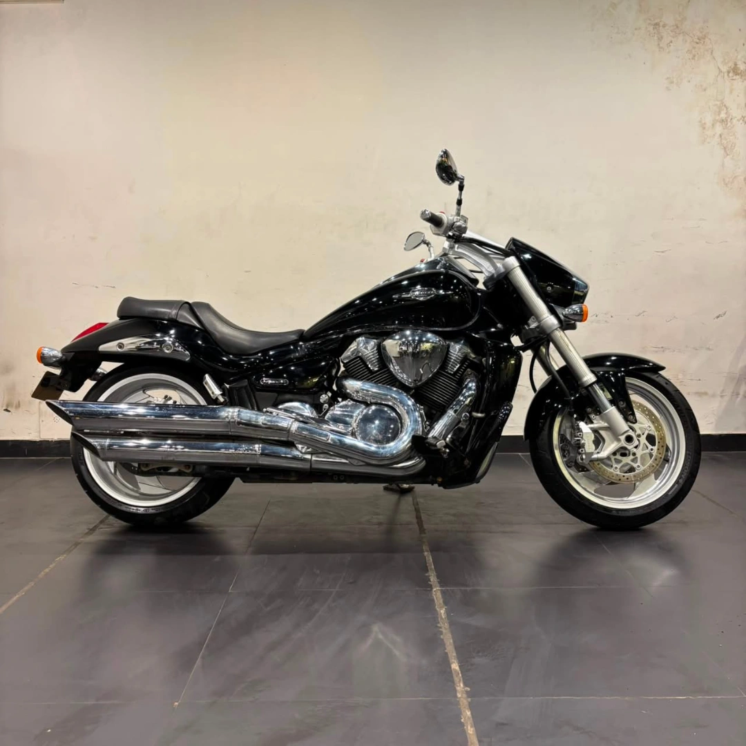 SUZUKI M1800 R INTRUDER