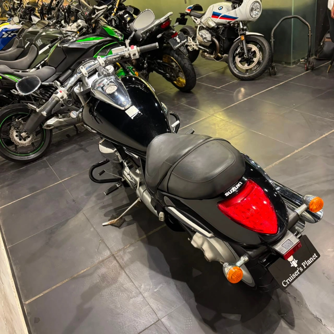 SUZUKI M1800 R INTRUDER