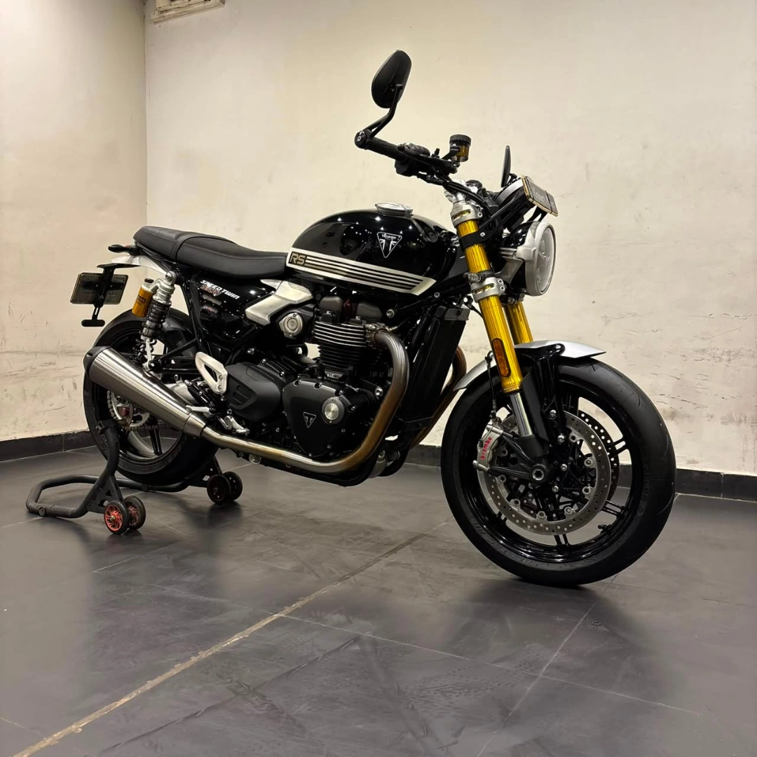 TRIUMPH SPEED TWIN 1200 RS