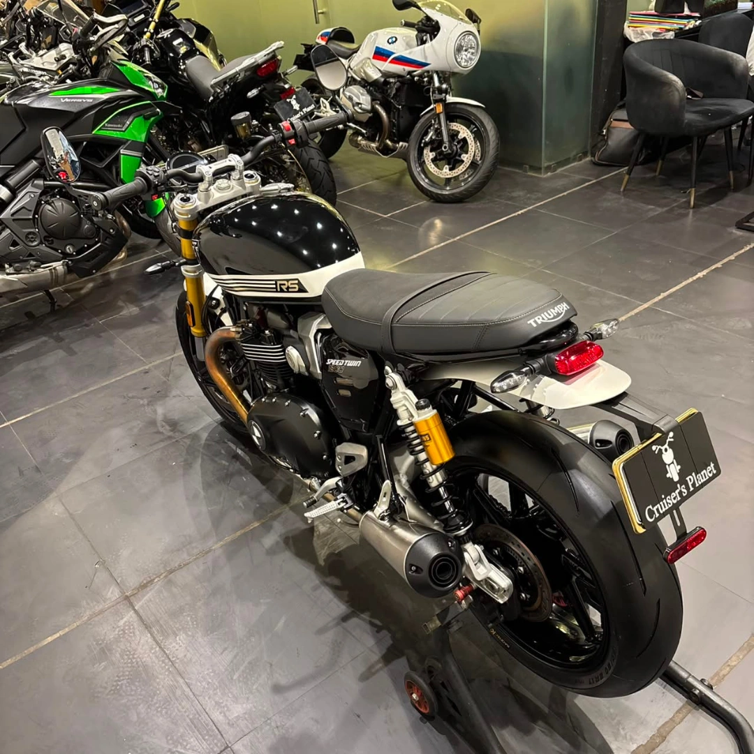 TRIUMPH SPEED TWIN 1200 RS