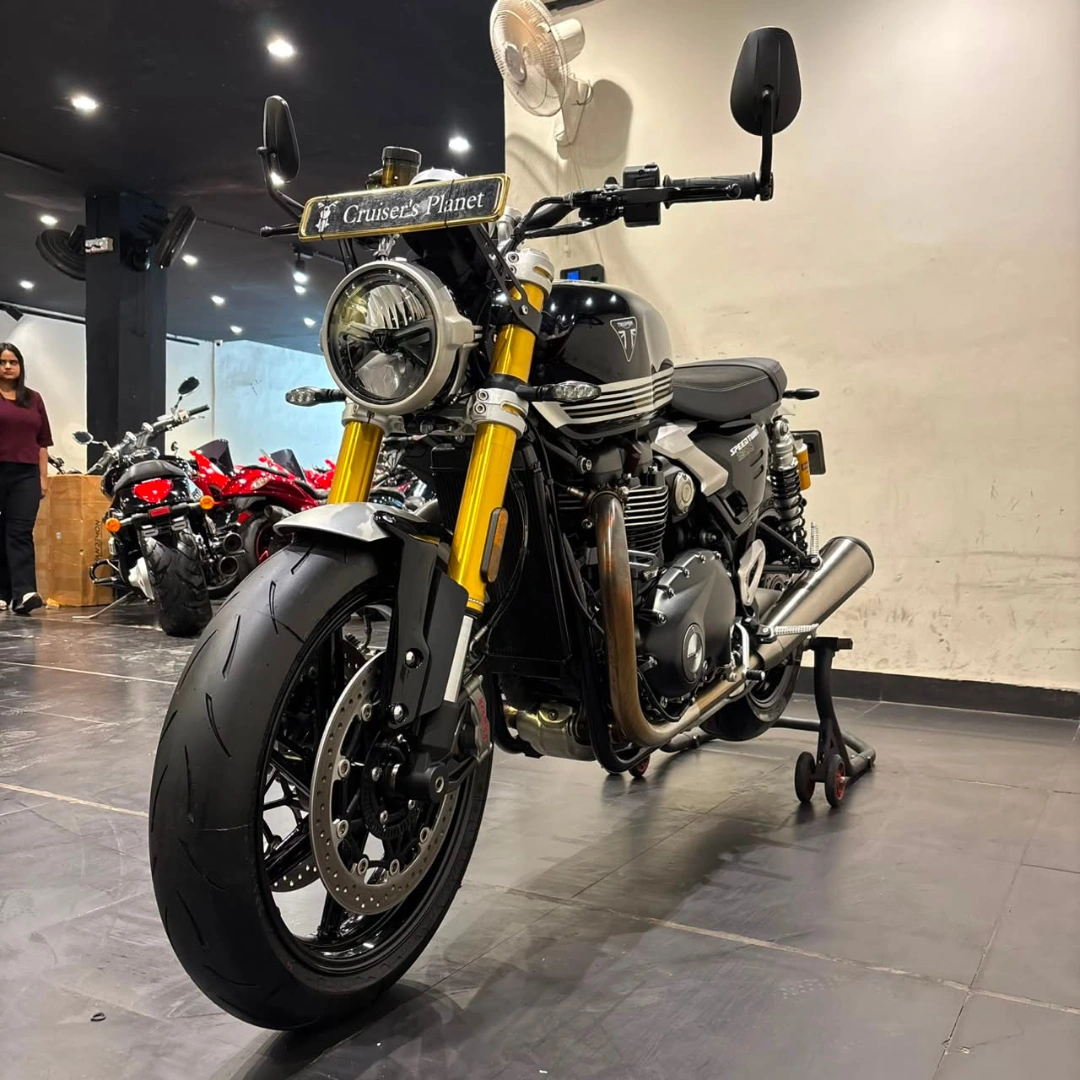 TRIUMPH SPEED TWIN 1200 RS