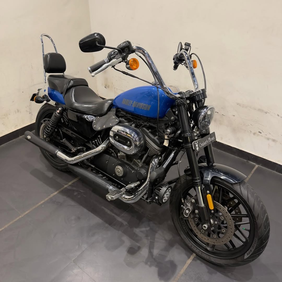 HARLEY DAVIDSON ROADSTER 1200