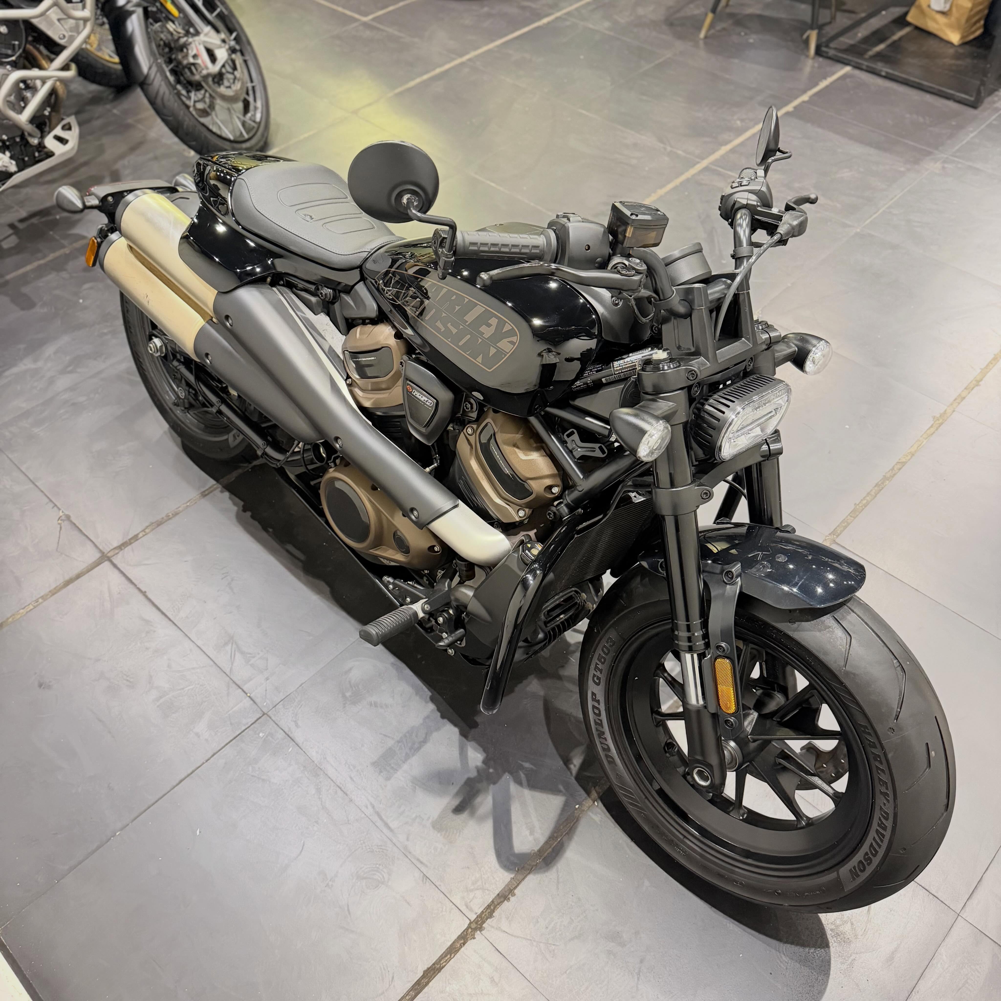 HARLEY DAVIDSON SPORTSTER S