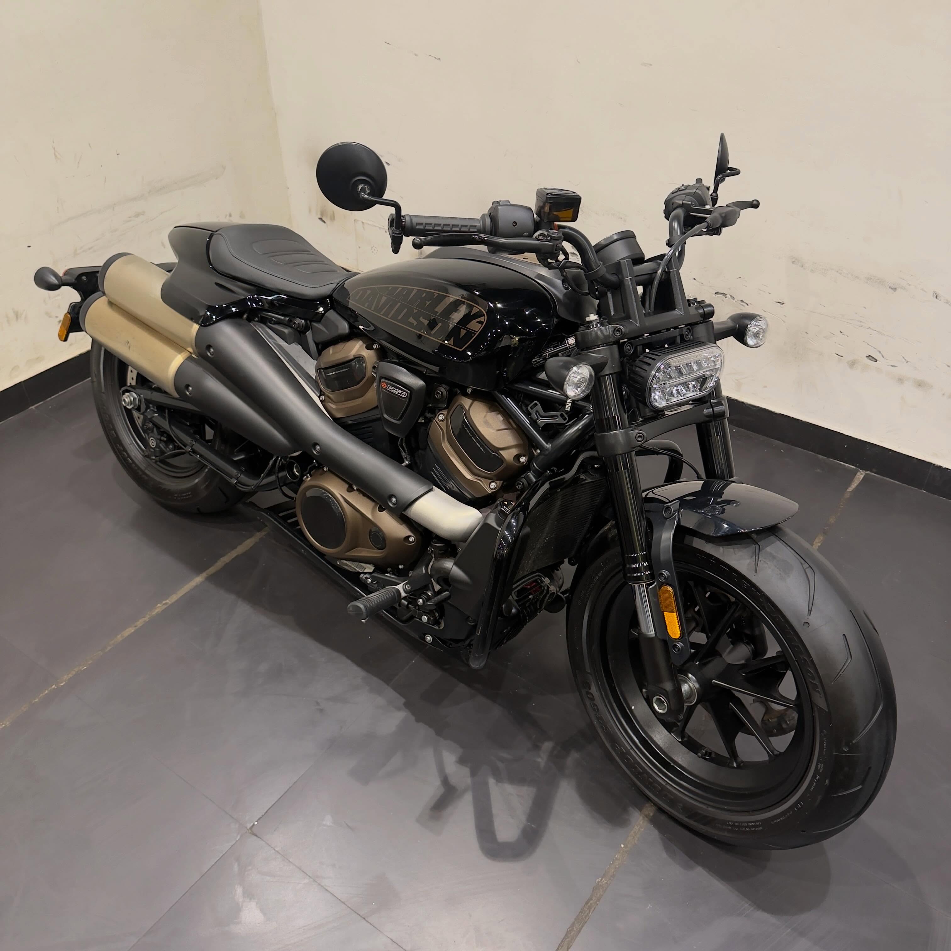 HARLEY DAVIDSON SPORTSTER S