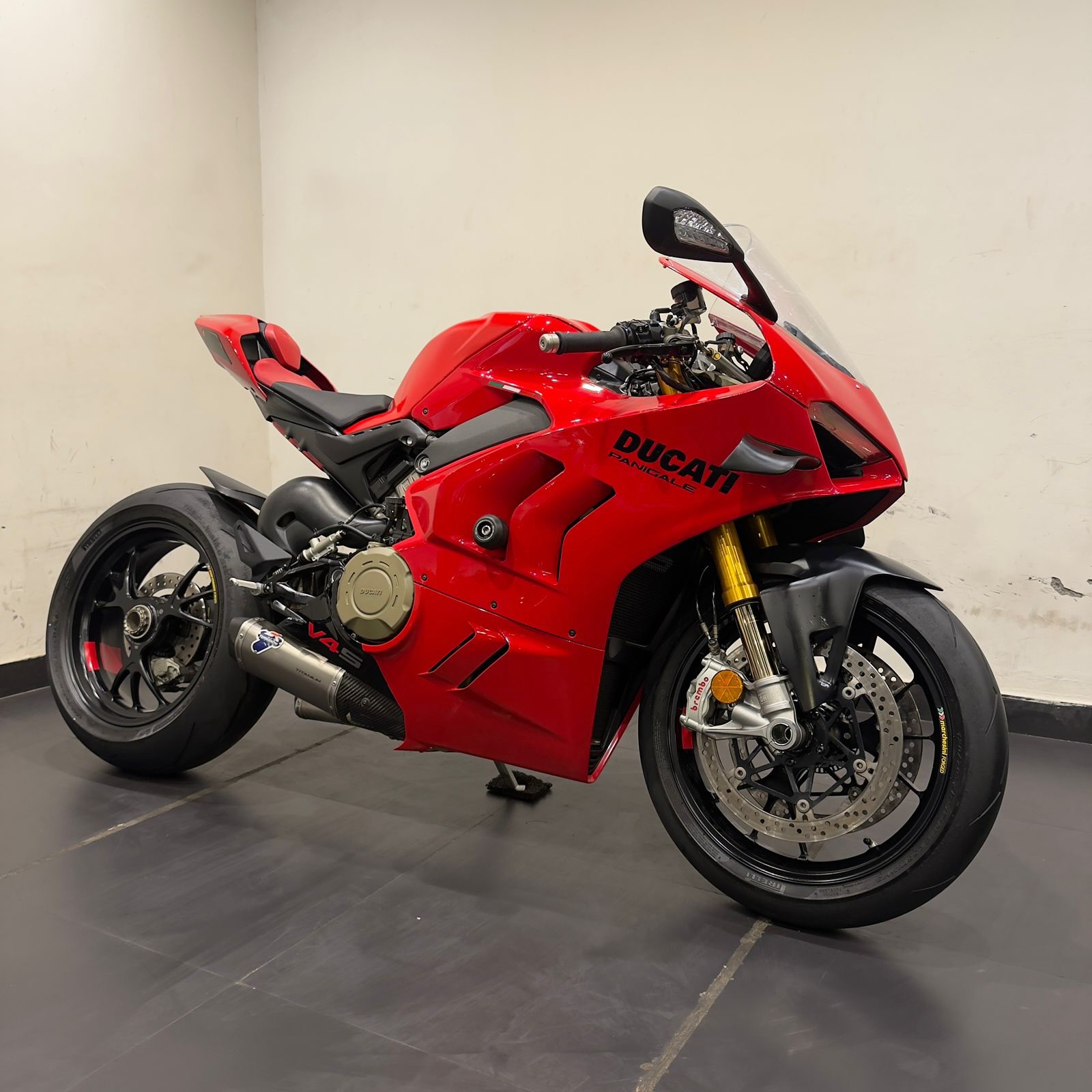 DUCATI PANIGALE V4S WITH Termignoni  Exhaust