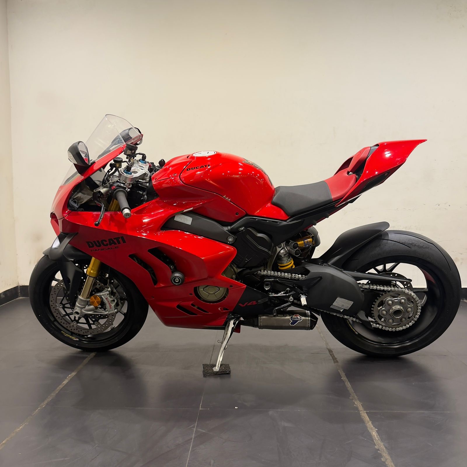 DUCATI PANIGALE V4S WITH Termignoni  Exhaust