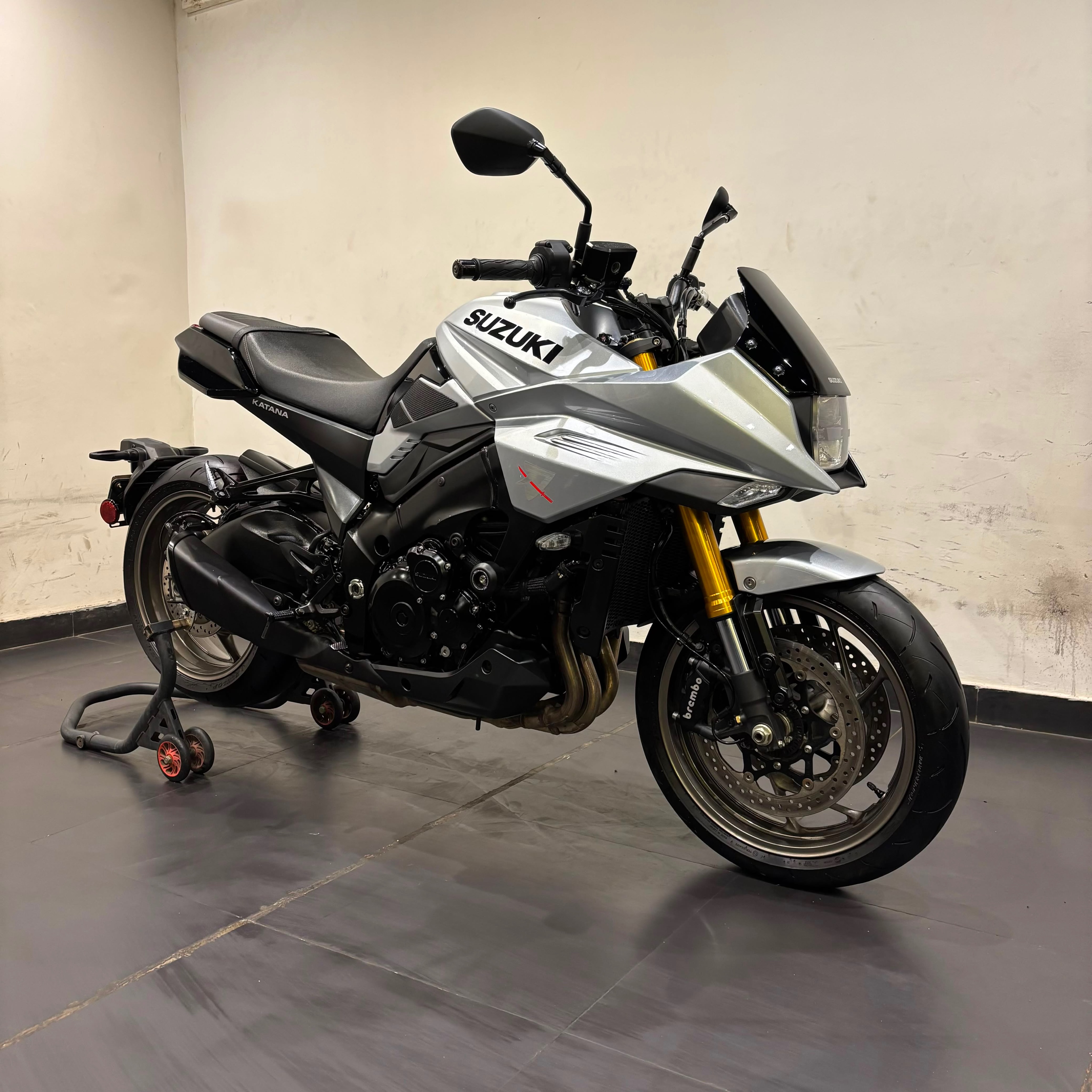 SUZUKI KATANA