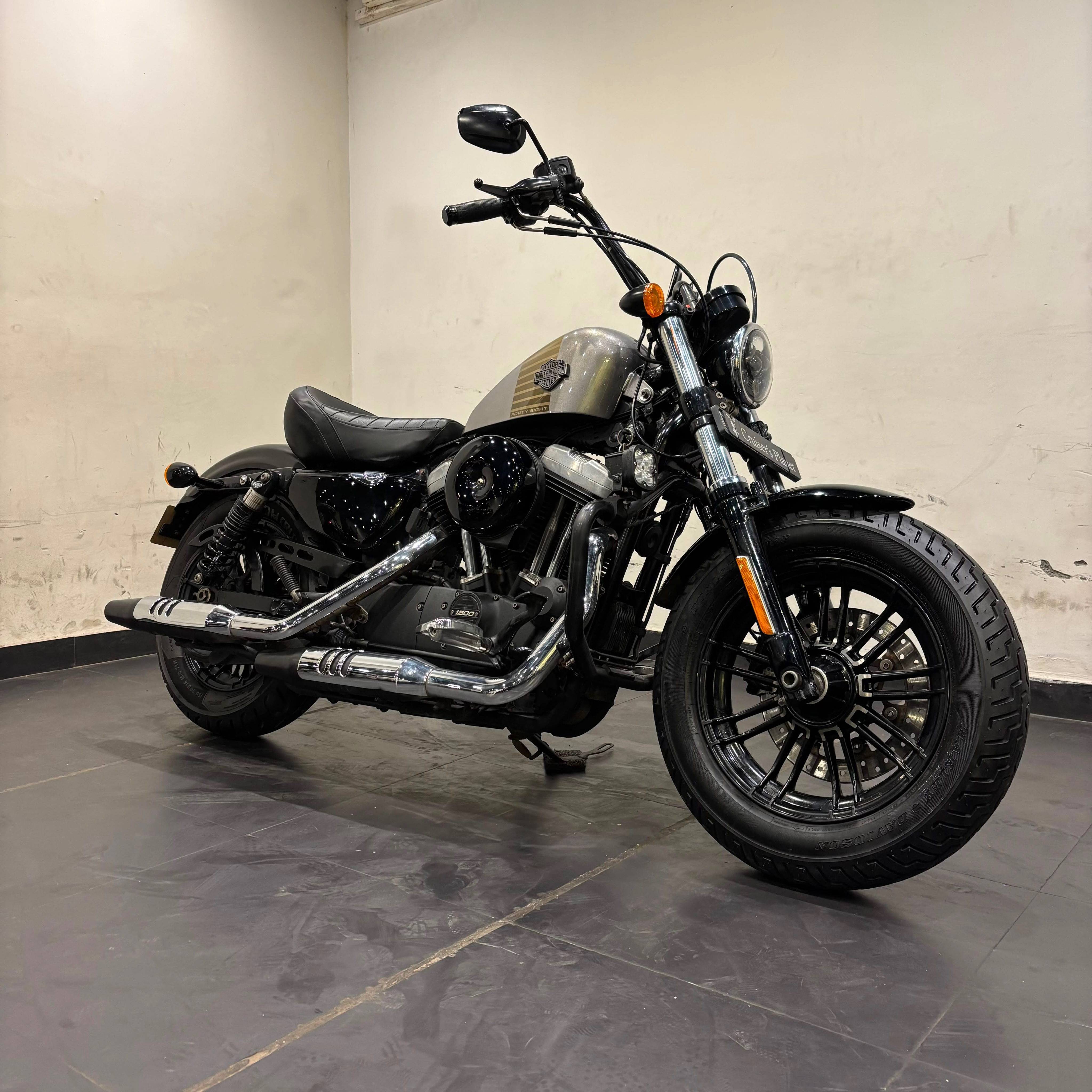 HARLEY DAVIDSON FORTY EIGHT (GREY)
