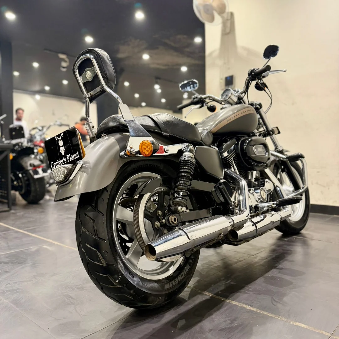 HARLEY DAVIDSON CUSTOM 1200