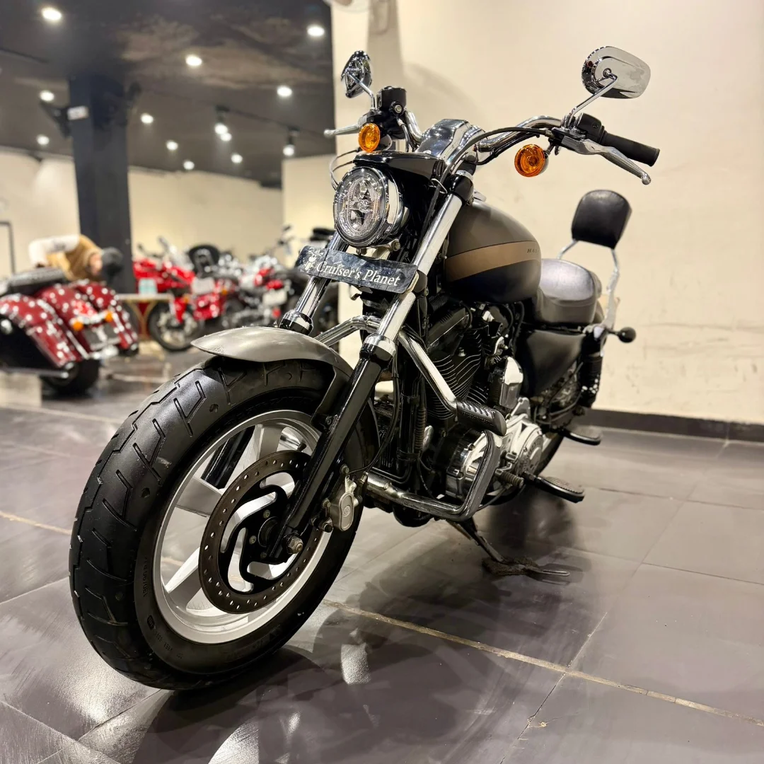 HARLEY DAVIDSON CUSTOM 1200