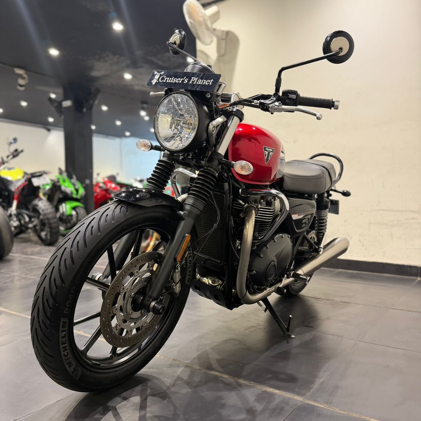 TRIUMPH SPEED TWIN 900