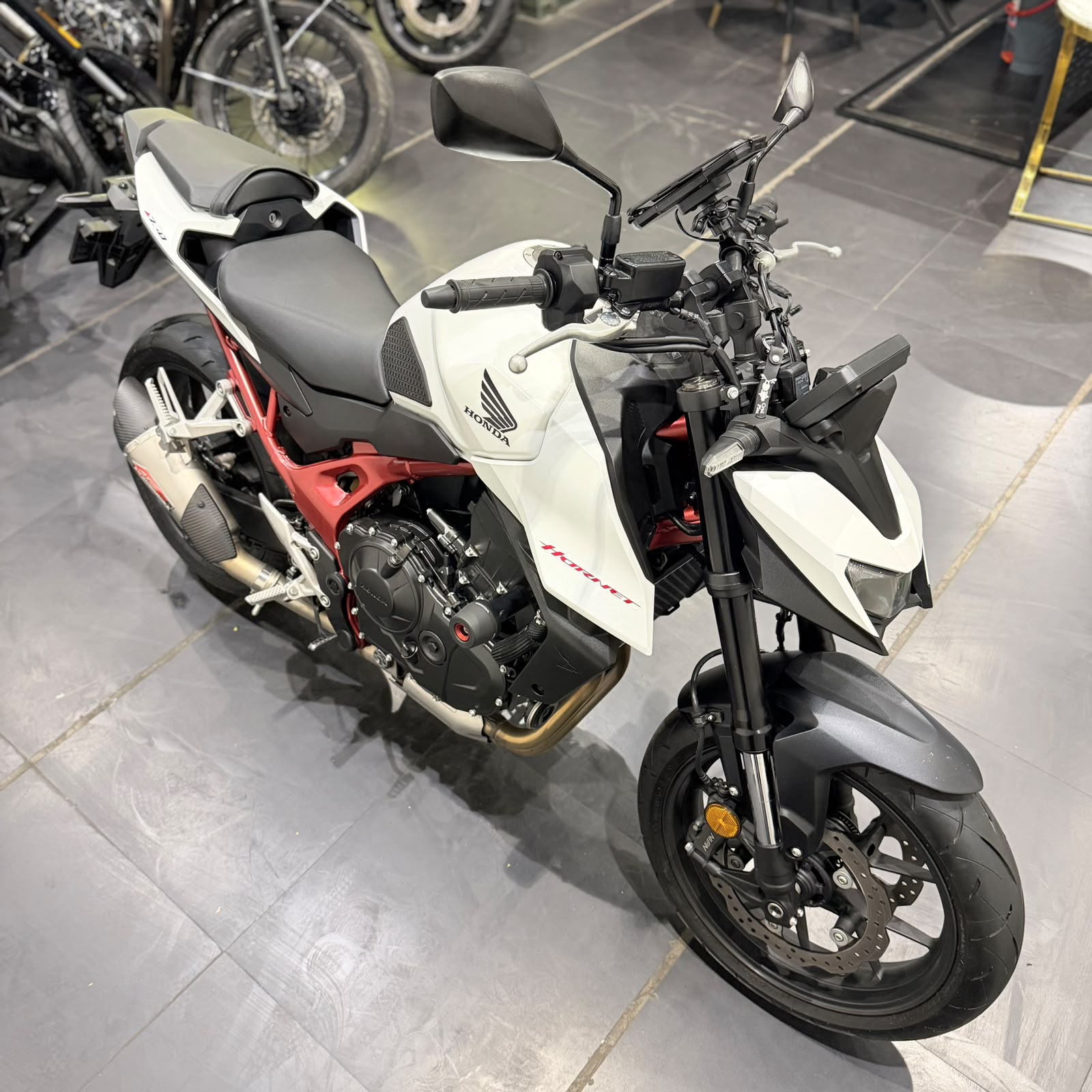 HONDA HORNET 750