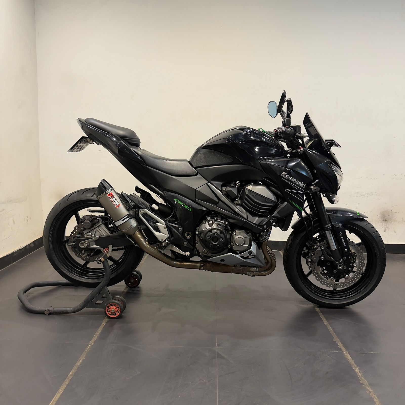 KAWASAKI Z800