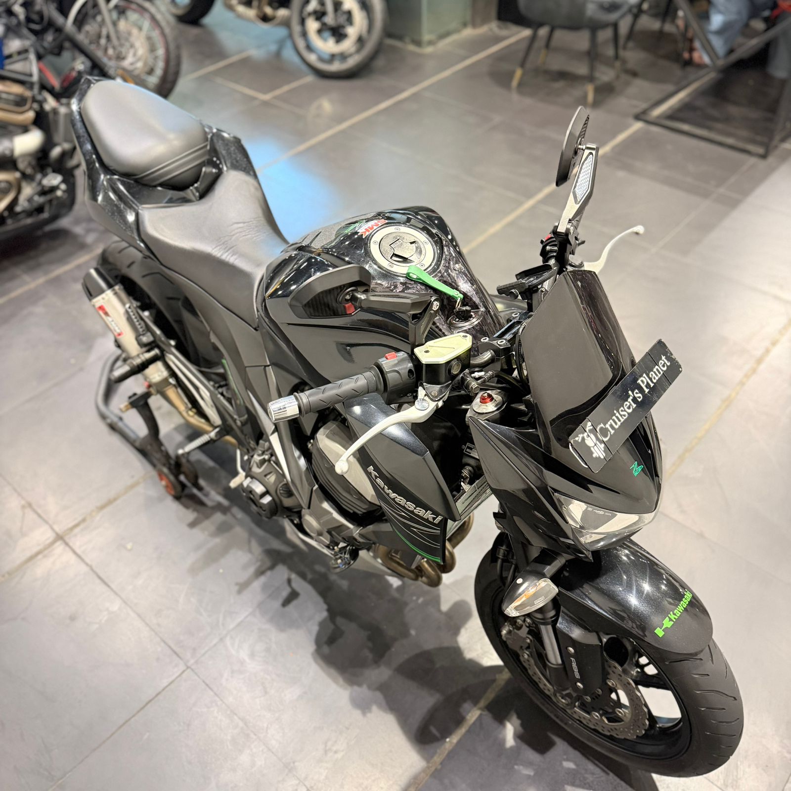 KAWASAKI Z800