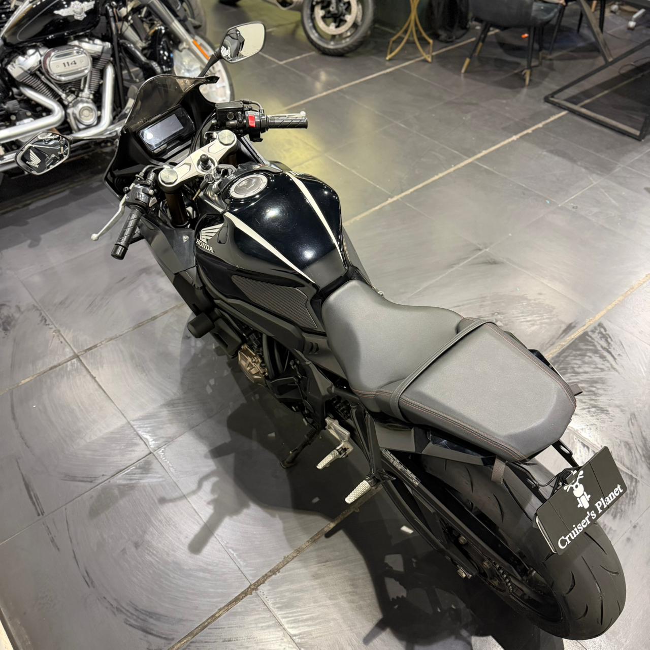 HONDA CBR 650R