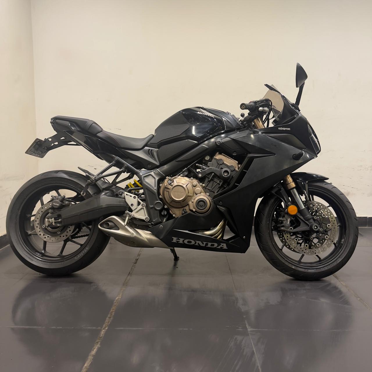 HONDA CBR 650R