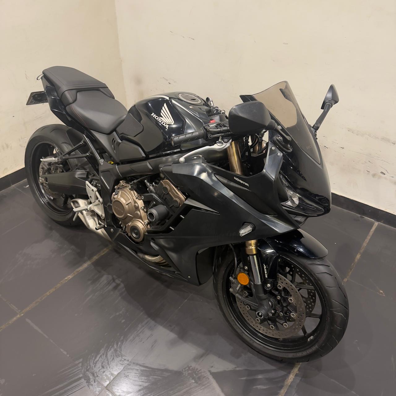 HONDA CBR 650R