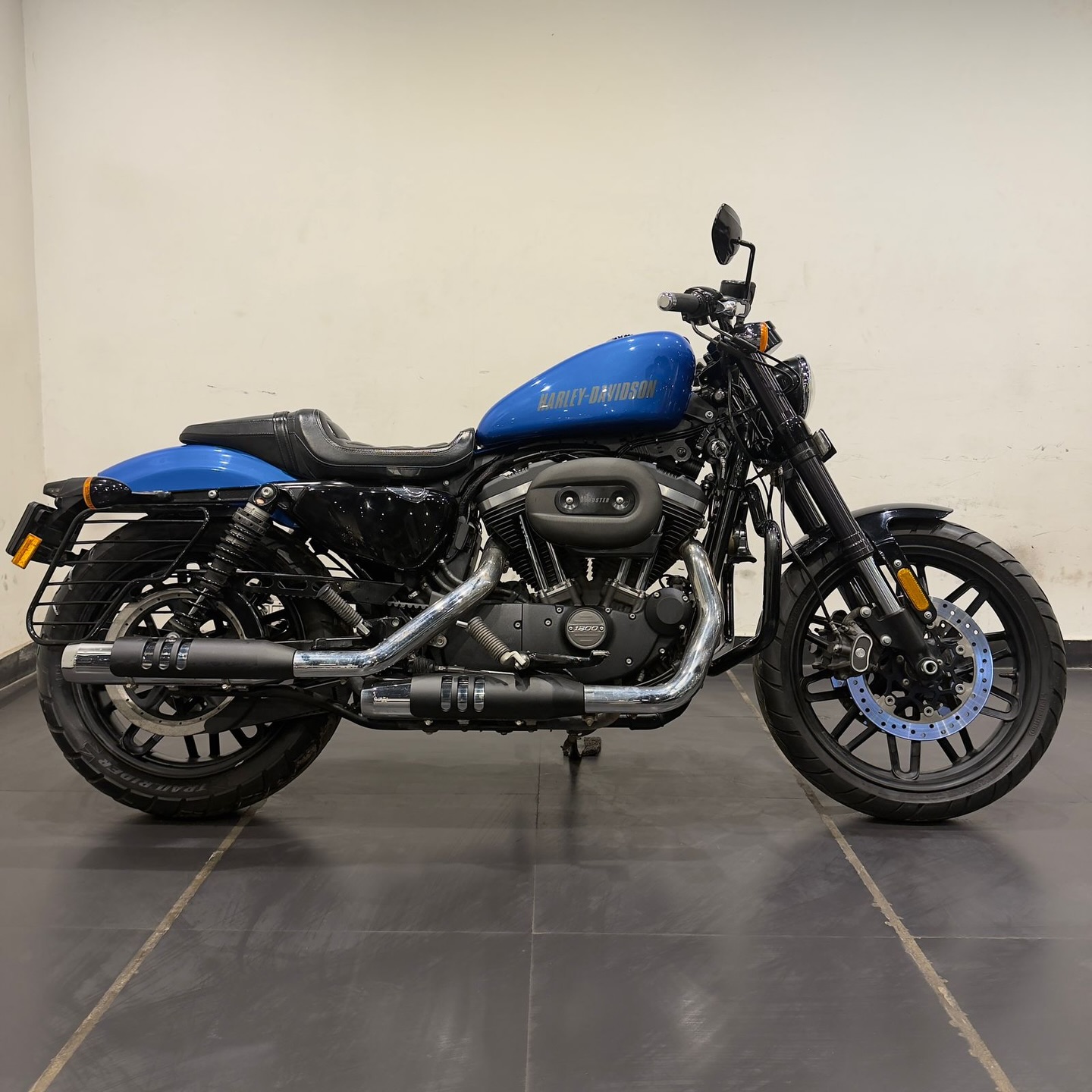 HARLEY DAVIDSON ROADSTER 1200 (2018)