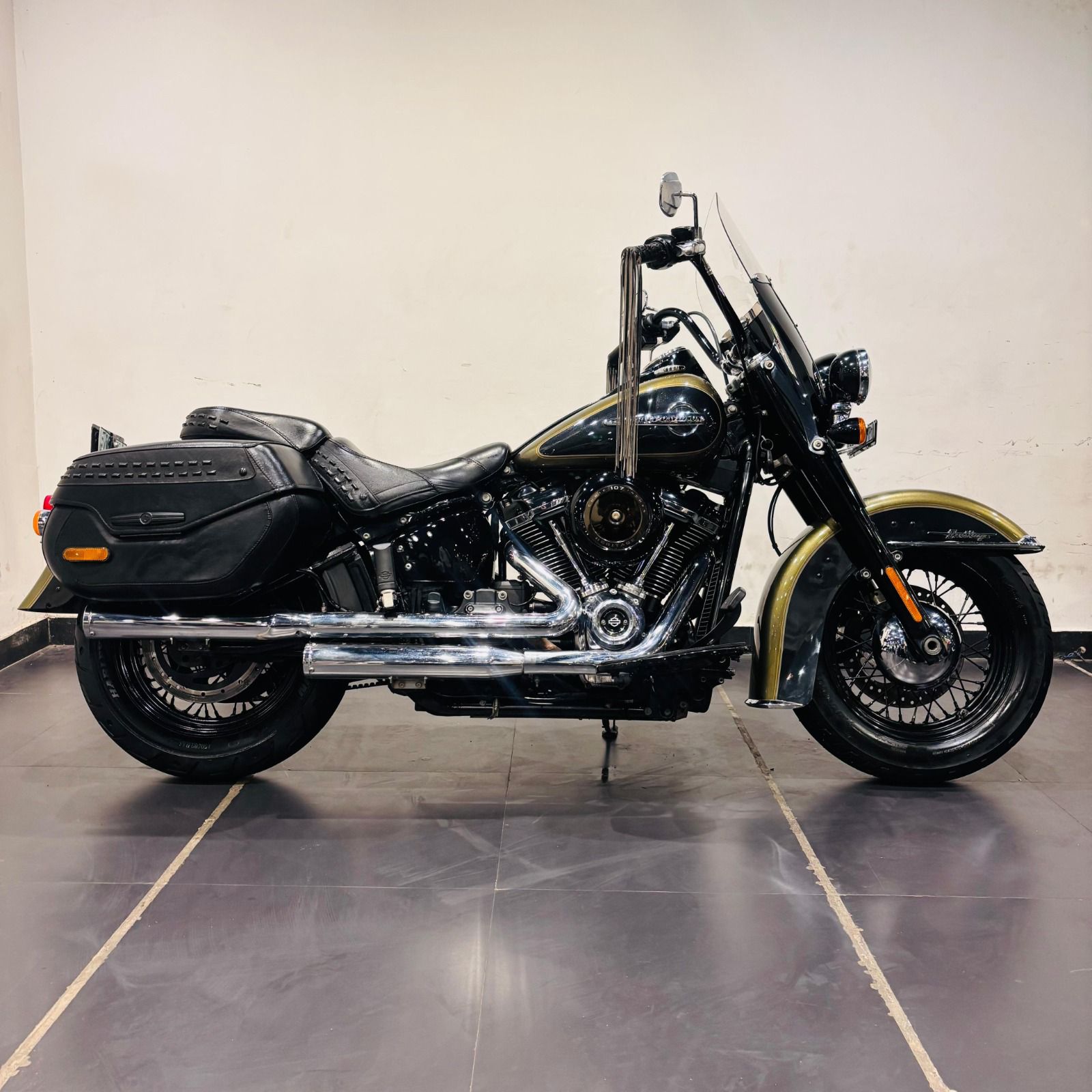 HARLEY DAVIDSON HERITAGE 107