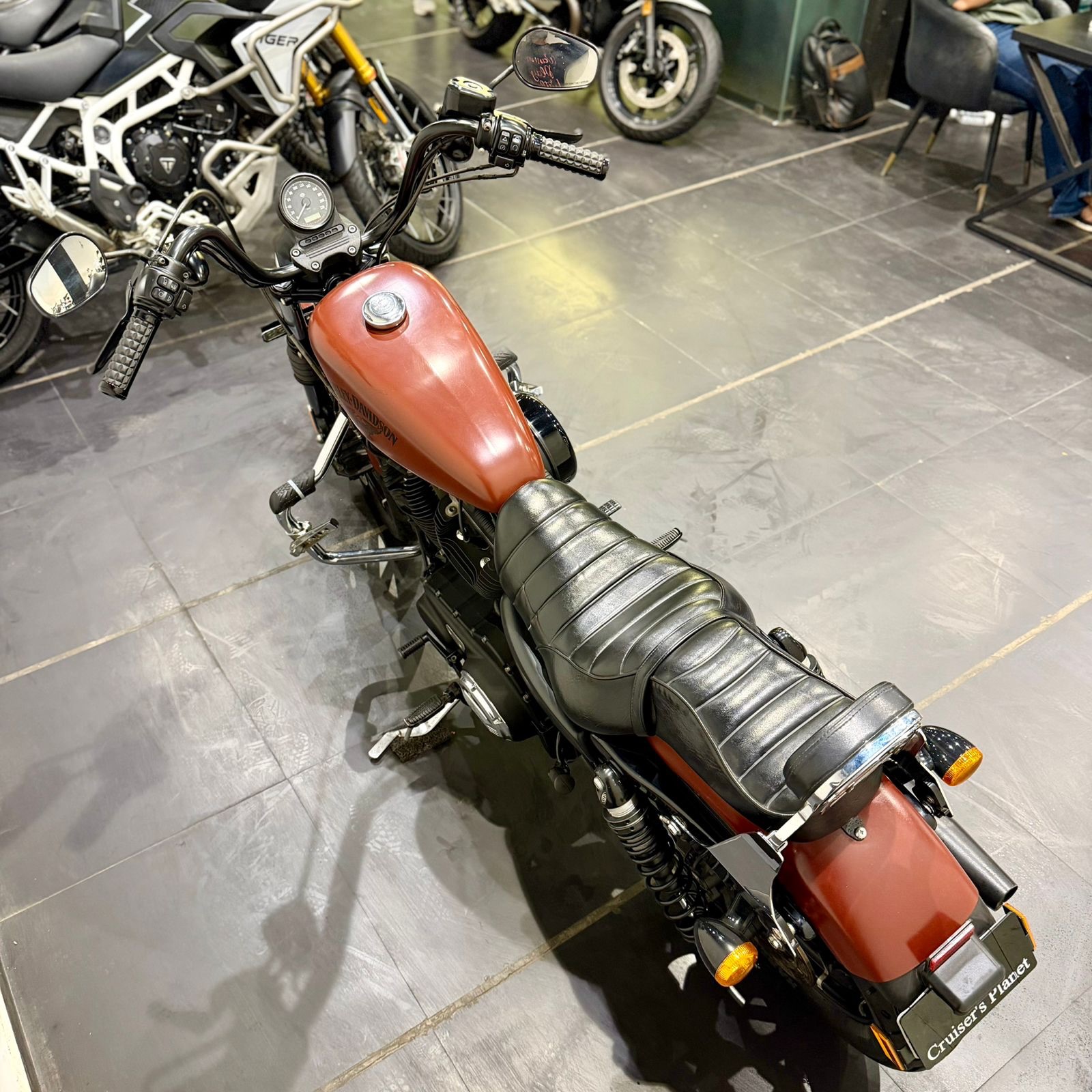 HARLEY DAVIDSON IRON 883 (2017)