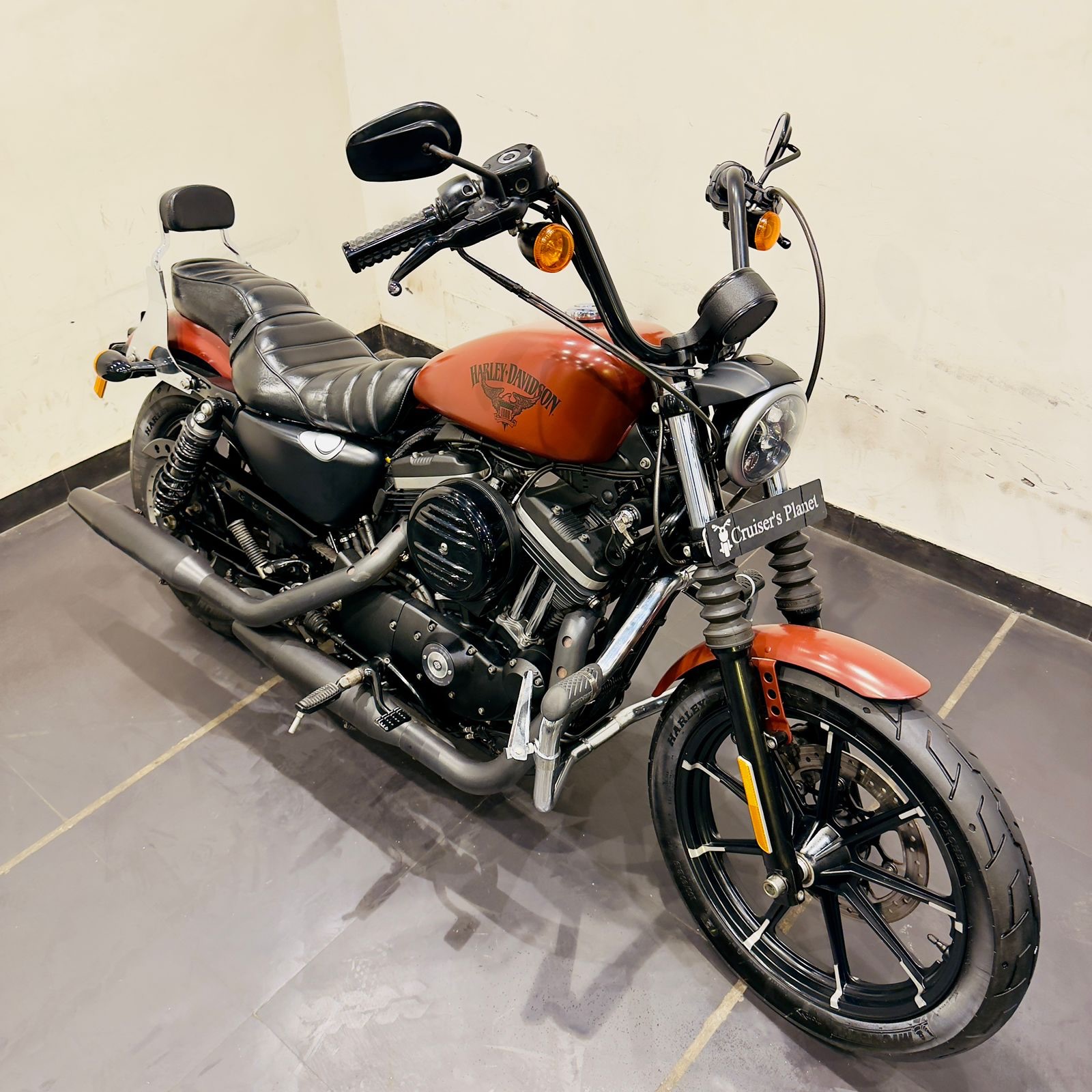 HARLEY DAVIDSON IRON 883 (2017)