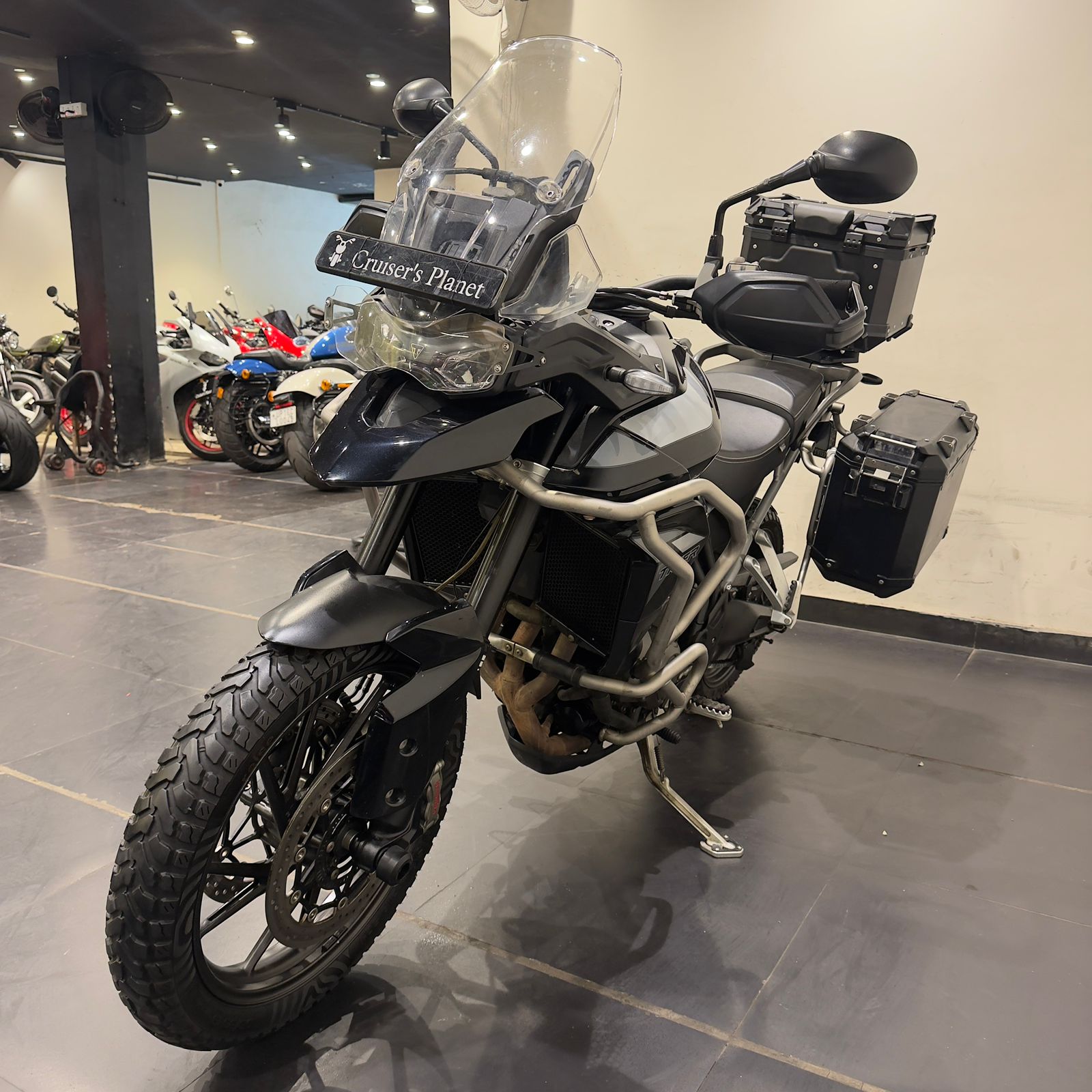TRIUMPH TIGER 900 GT