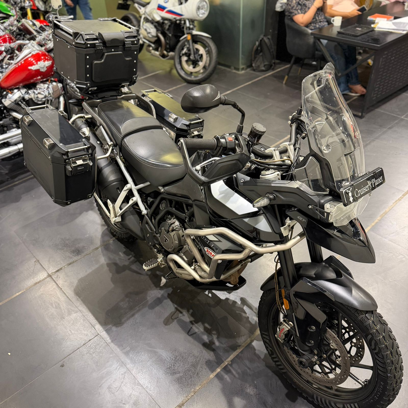 TRIUMPH TIGER 900 GT