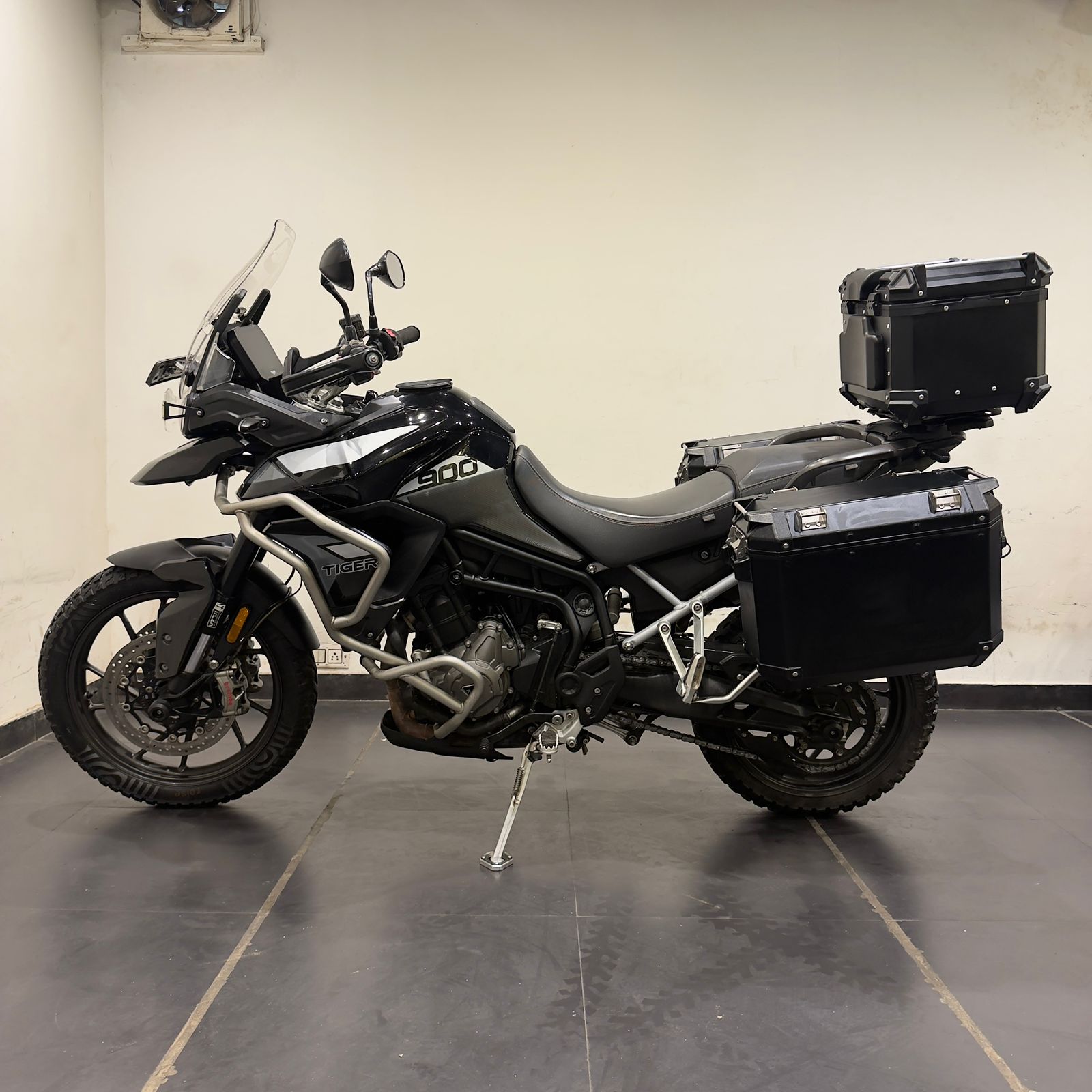 TRIUMPH TIGER 900 GT