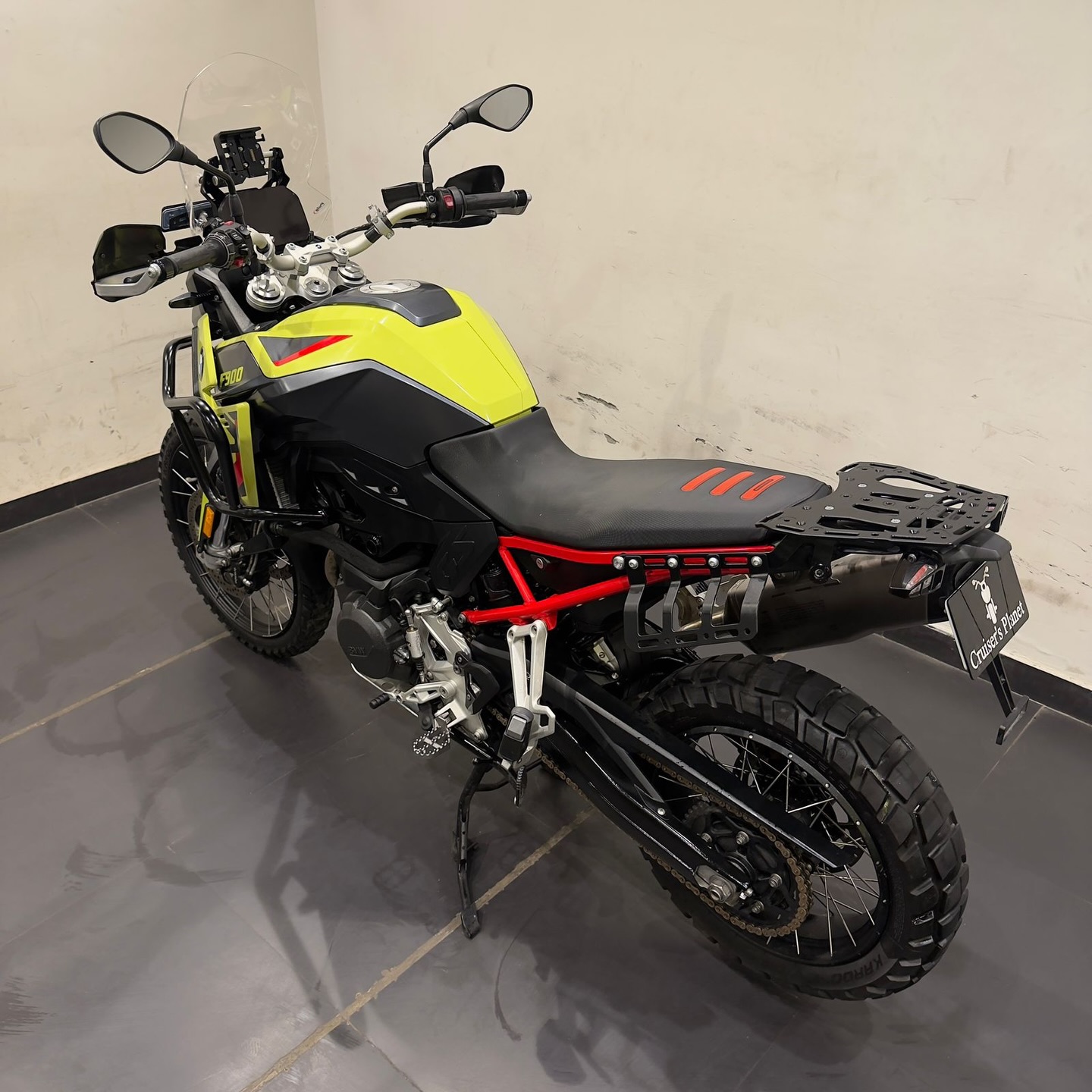 BMW F900 GS