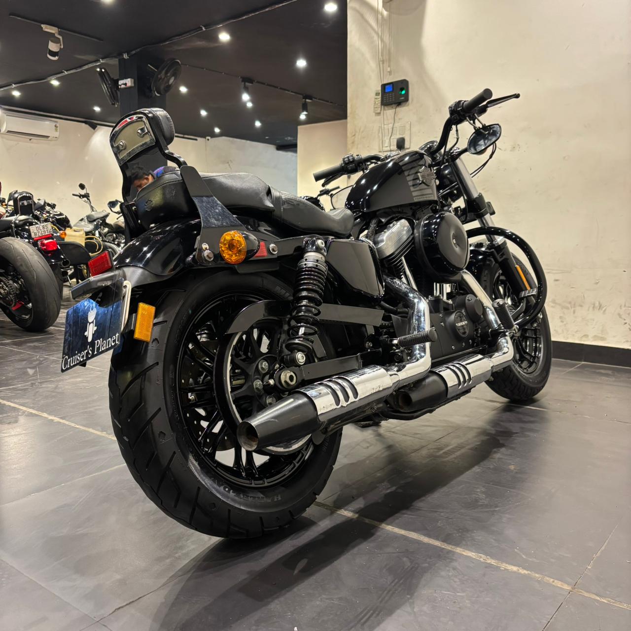 HARLEY DAVIDSON FORTY EIGHT(2018)