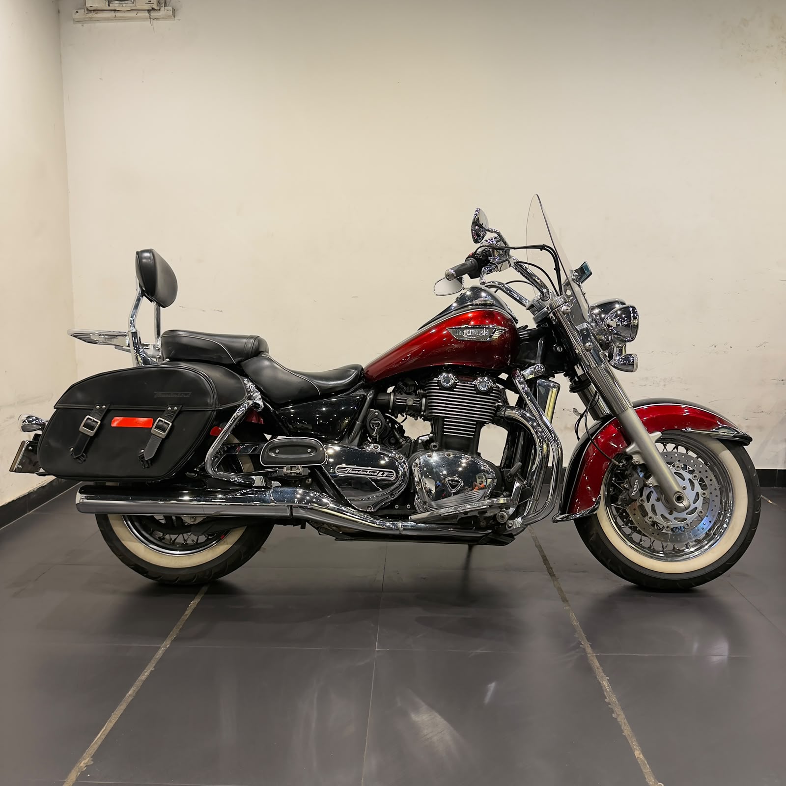 TRIUMPH THUNDERBIRD LT