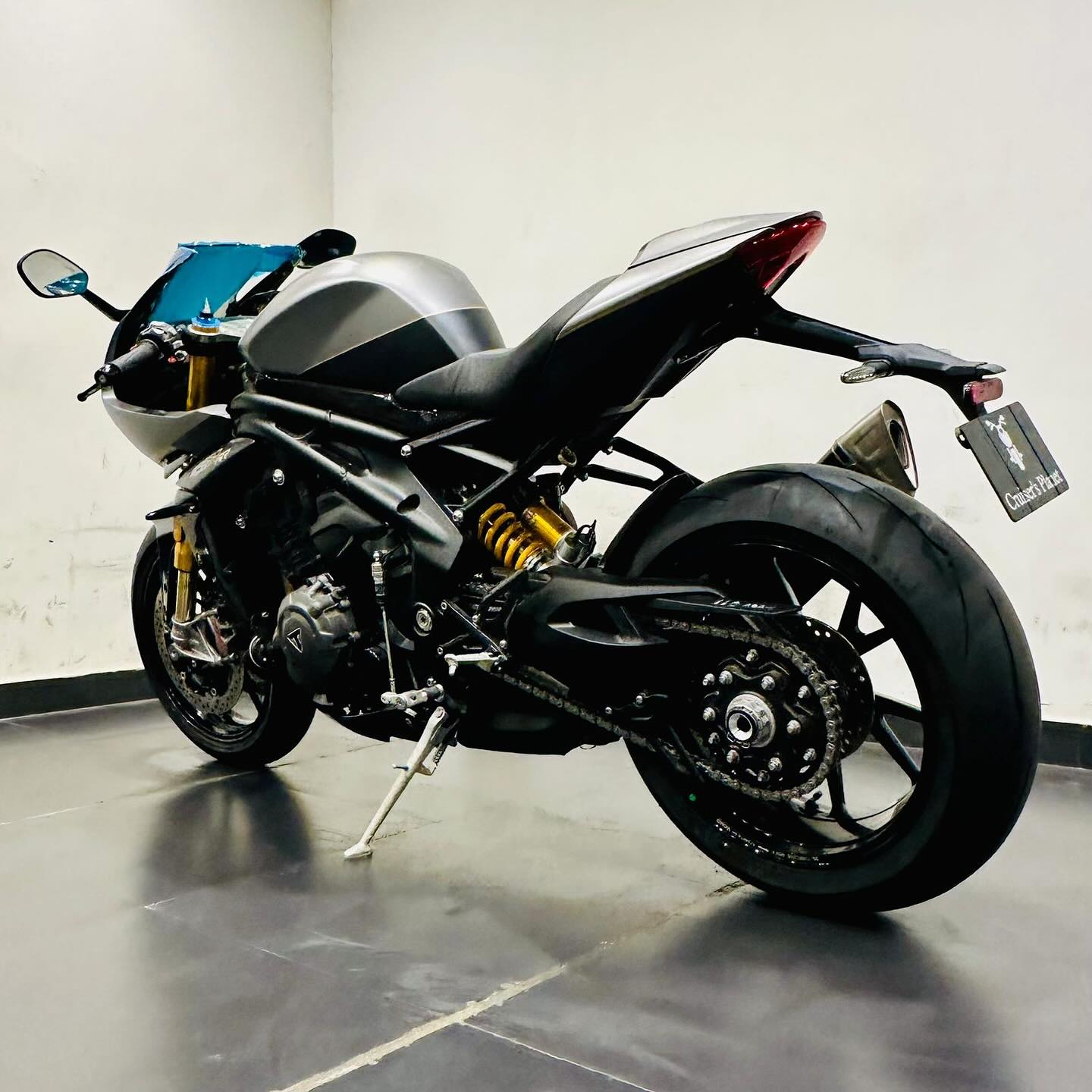 TRIUMPH SPEED TRIPLE 1200 RR BREITLING EDITION