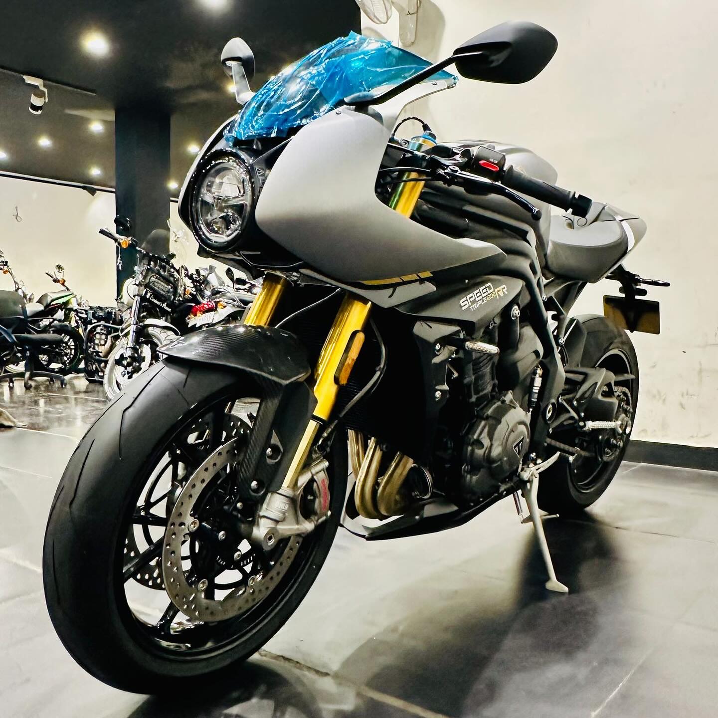 TRIUMPH SPEED TRIPLE 1200 RR BREITLING EDITION