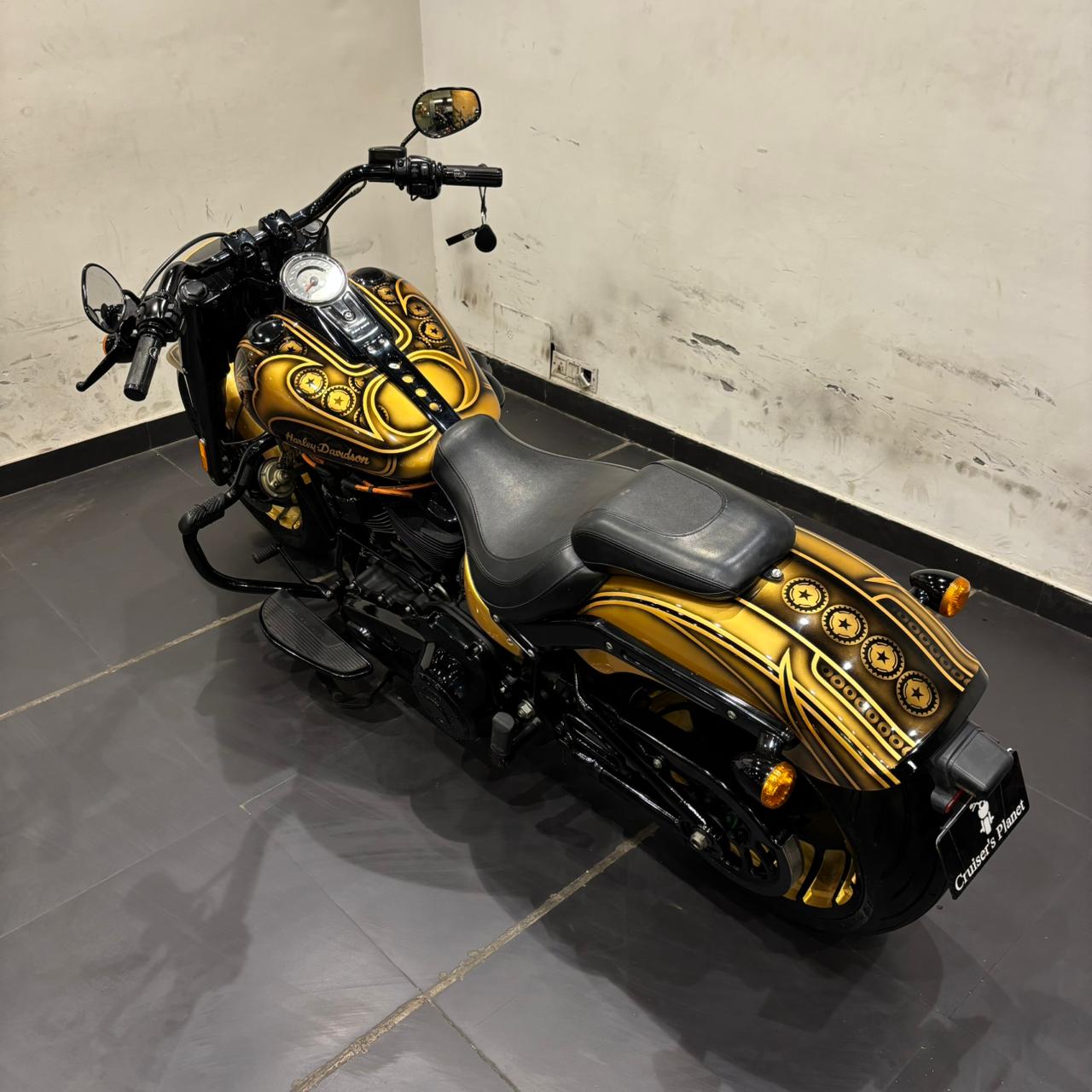 HARLEY DAVIDSON FAT BOY 107