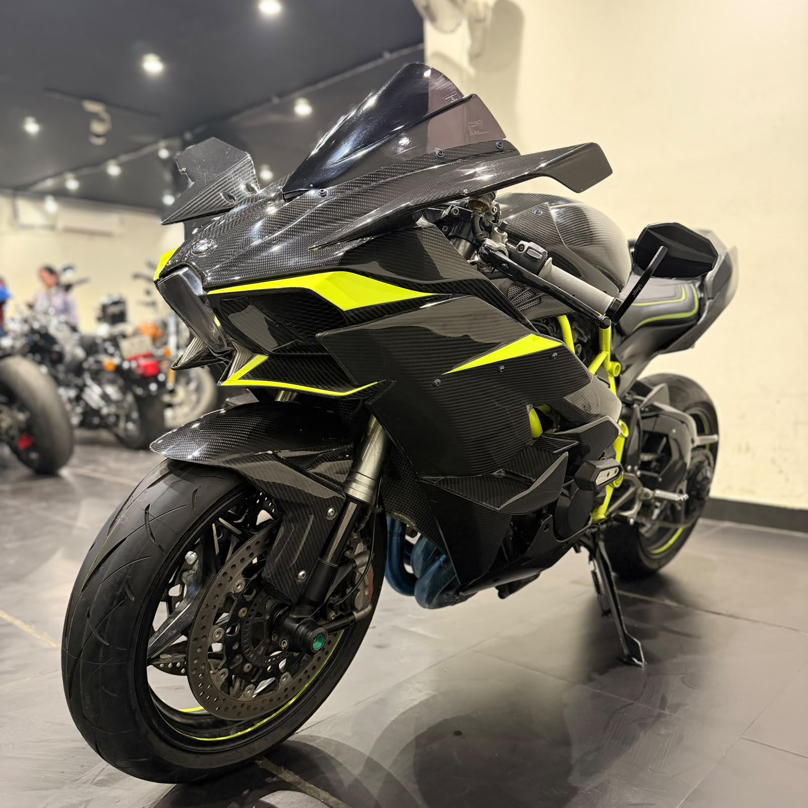 KAWASAKI H2