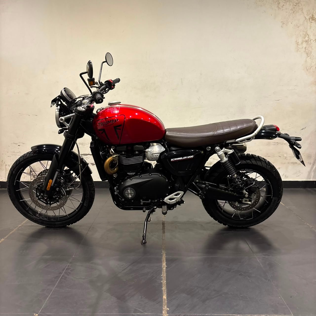 TRIUMPH SCRAMBLER 1200