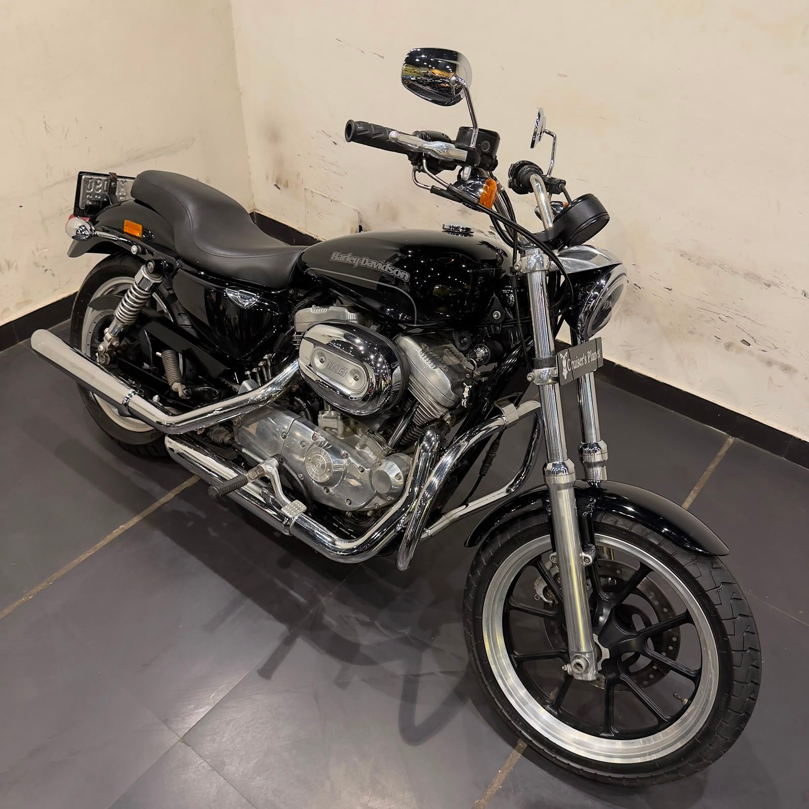 HARLEY DAVIDSON SUPERLOW 883