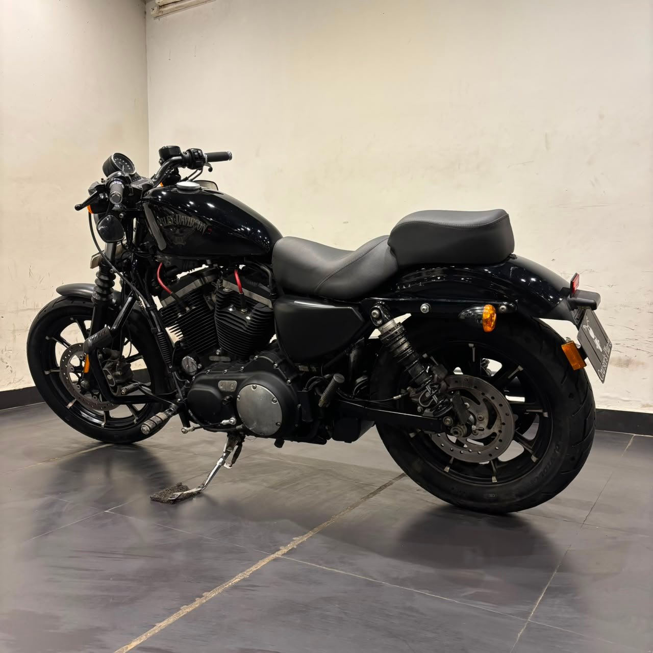 HARLEY DAVIDSON IRON 883 (2018)