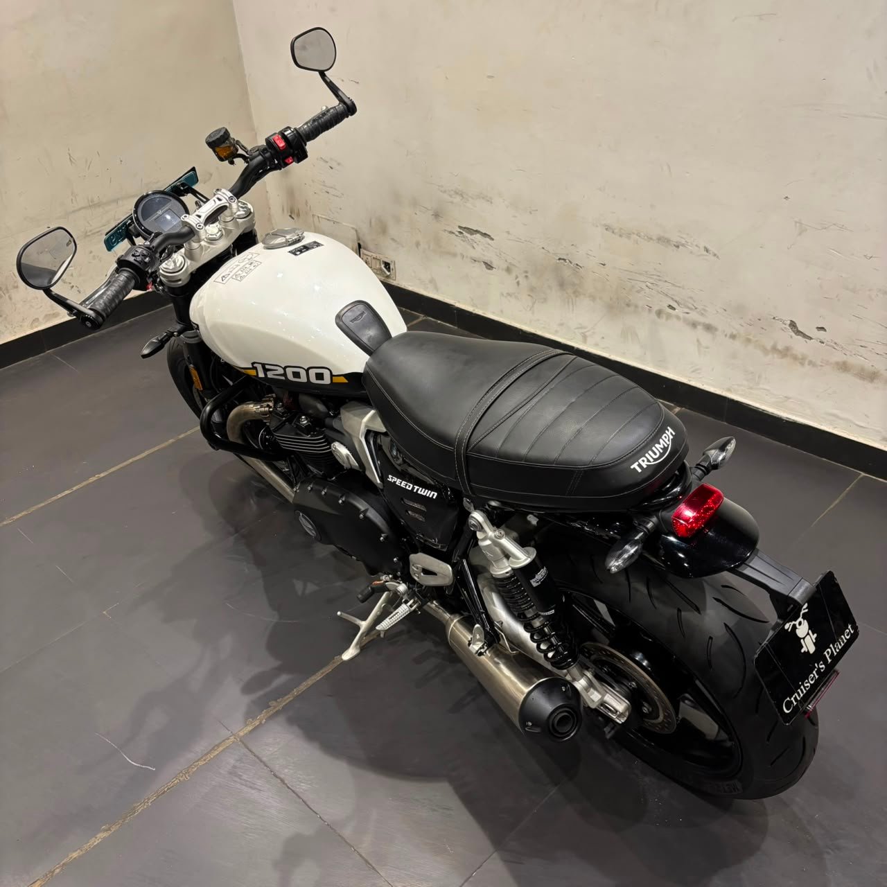 TRIUMPH SPEED TWIN 1200