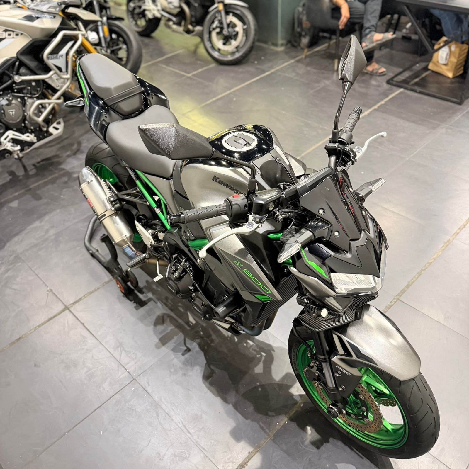 KAWASAKI Z900