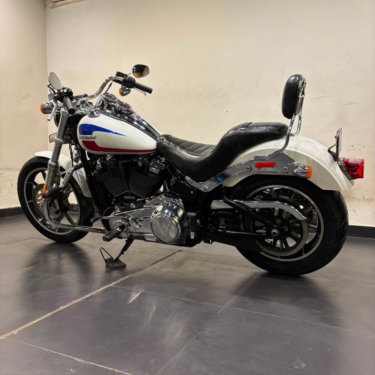 HARLEY DAVIDSON LOW RIDER 107