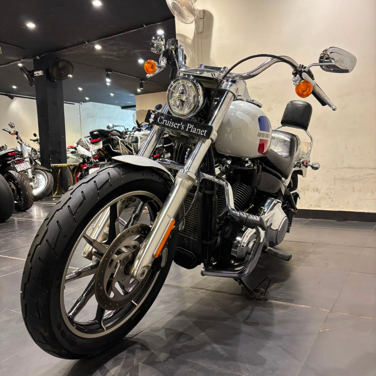 HARLEY DAVIDSON LOW RIDER 107