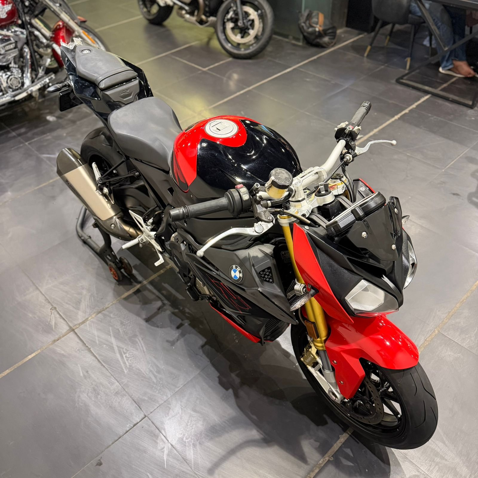 BMW S1000 R